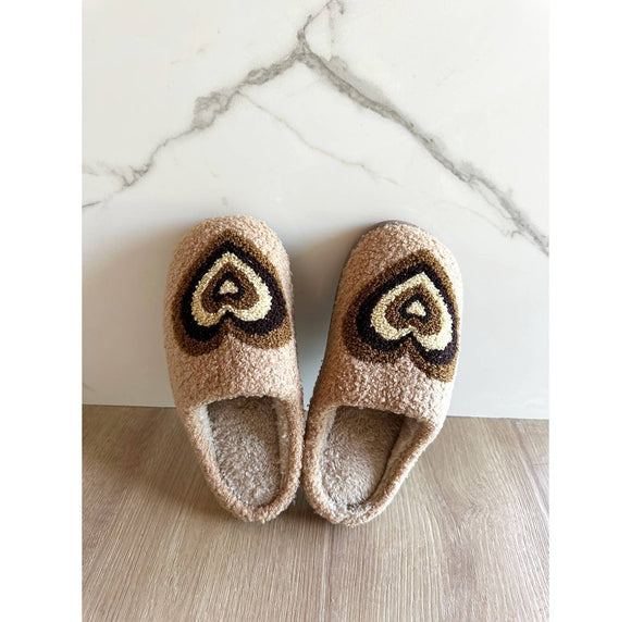 Cozy Heart Slippers brown